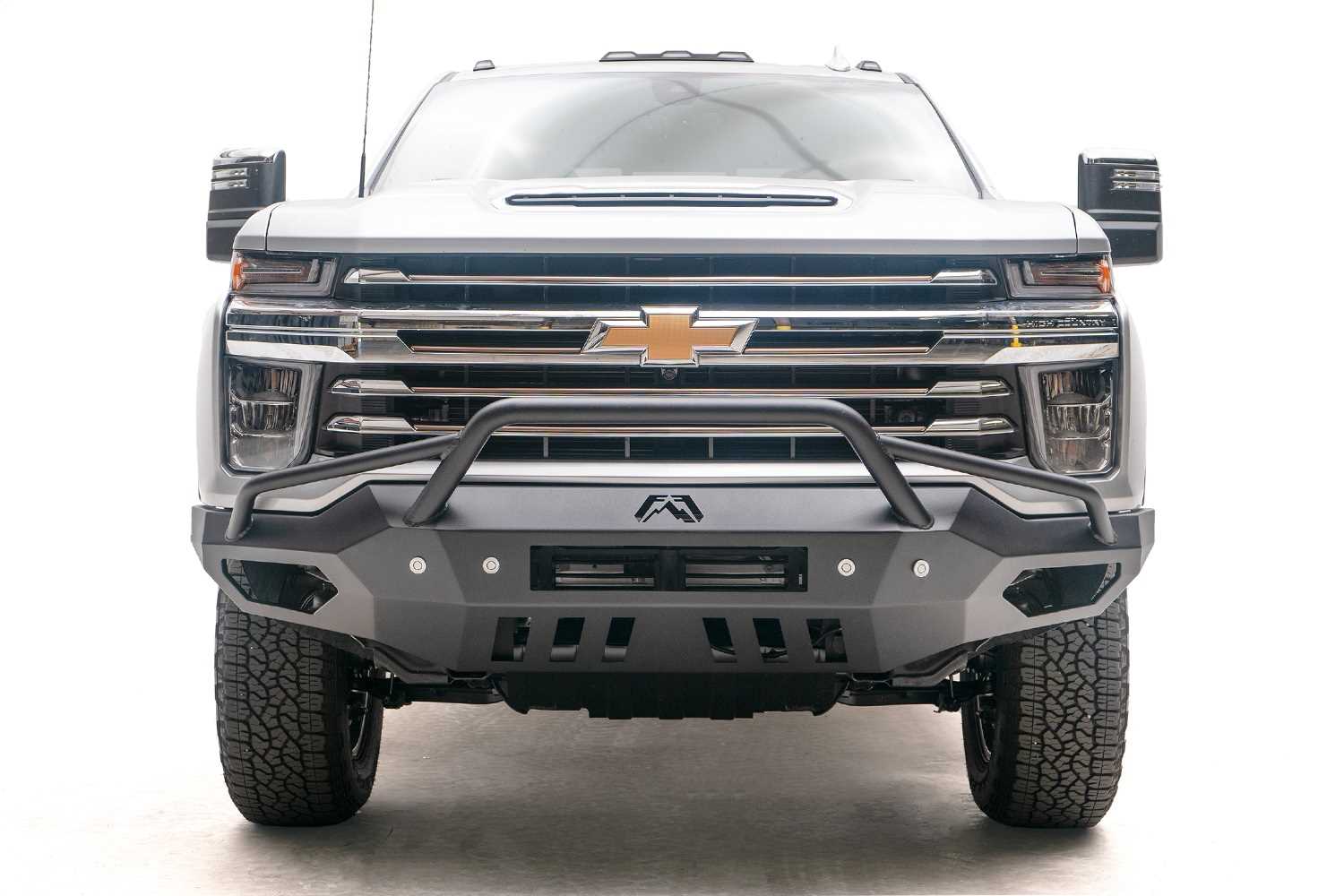 CH20-V4952-1 Fab Fours Vengeance Front Bumper