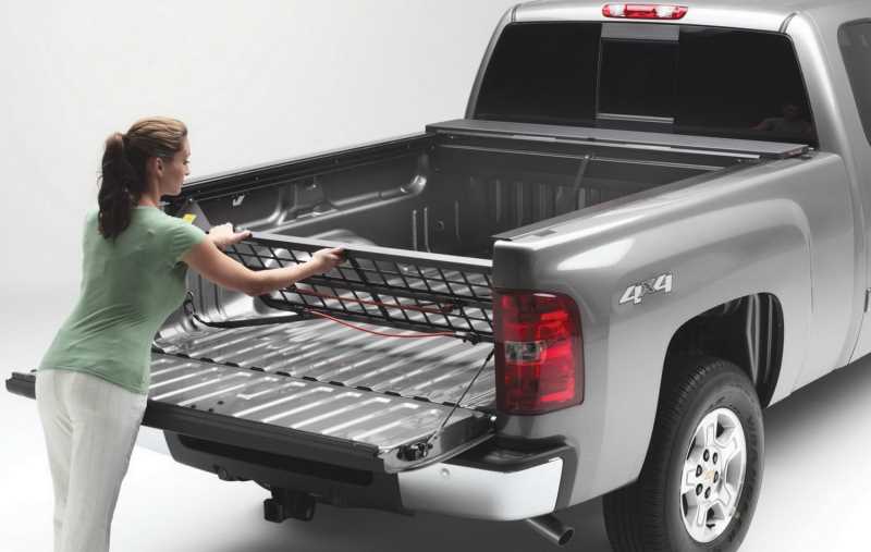 RollNLock Cargo Manager® Rolling Truck Bed Divider CM802, Burlington