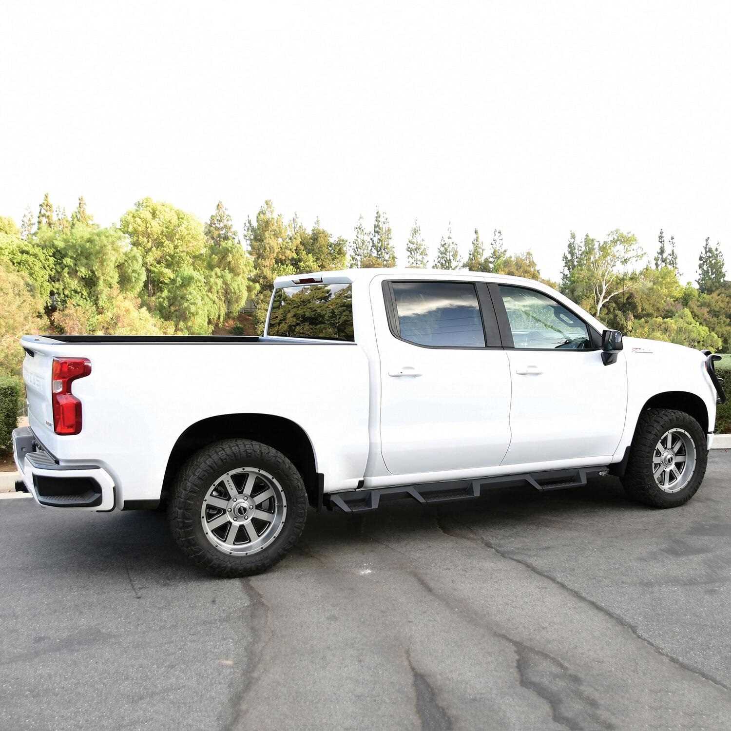 56-534685 Westin HDX Drop Wheel to Wheel Nerf Step Bars