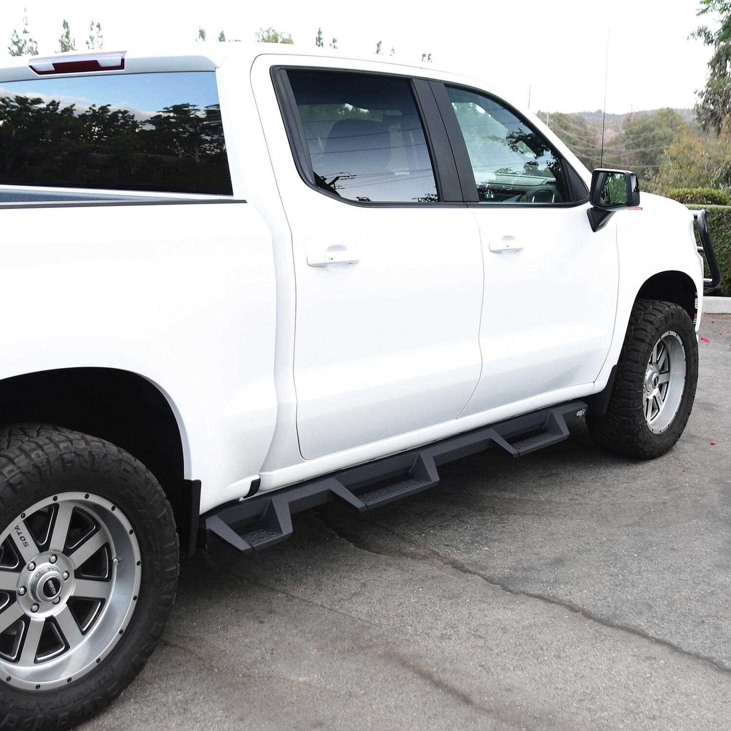 56-534685 Westin HDX Drop Wheel to Wheel Nerf Step Bars